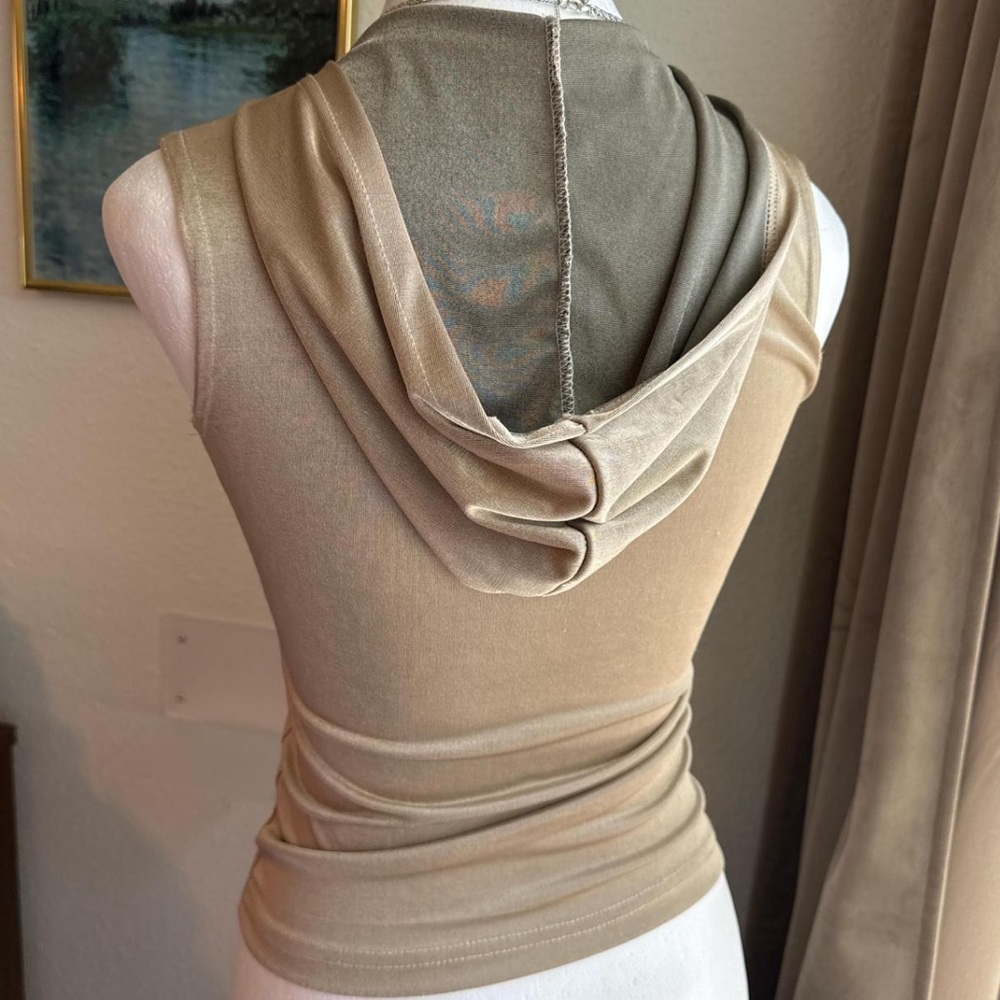 Vintage Zip Up Hooded Vest - Picture 2 of 8